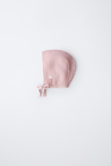 Zara Трикотажный чепчик вязки интерлок с цветами кроше купить с доставкой.
