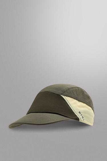 Zara Кепка техническая перфорированная лимитированная серия