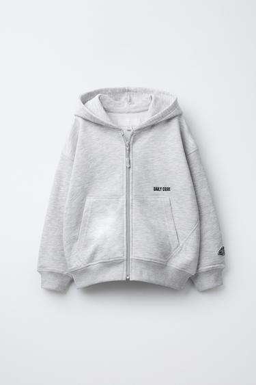 Zara Худи с вышитой надписью купить с доставкой.