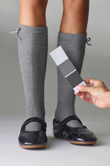 Zara Набор из двух пар высоких носков с бантом