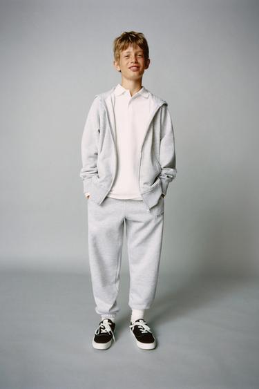 Zara Базовая толстовка на молнии купить с доставкой.