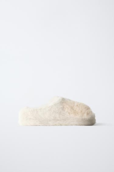 Zara Домашние тапочки «щенок»