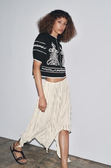 Zara Блуза с контрастной вышивкой — ZW COLLECTION купить с доставкой.