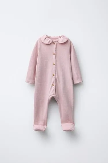 CONVERTIBLE FOOT HEART POINTELLE SLEEPSUIT