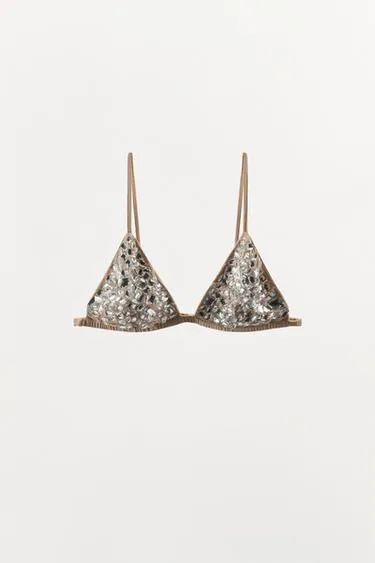 Треугольный бюстгальтер с украшениями