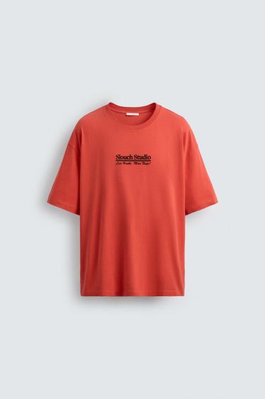 Zara Футболка с контрастными принтами купить с доставкой.