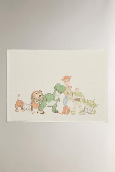 Zara Детский коврик для ванны TOY STORY © DISNEY/PIXAR купить с доставкой.