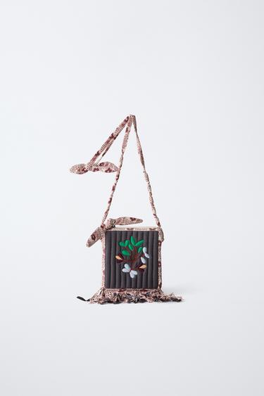 Zara Сумка с бахромой купить с доставкой.