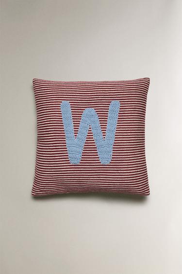 Zara Детская подушка с вышитой буквой W