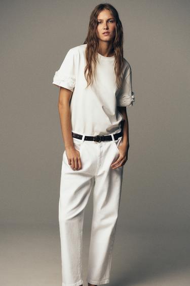 Zara Футболка с объемными цветами купить с доставкой.