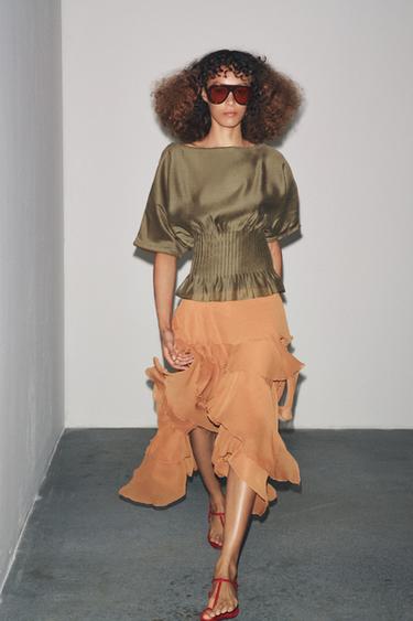 Zara Блуза из трикотажа с плиссировкой на талии