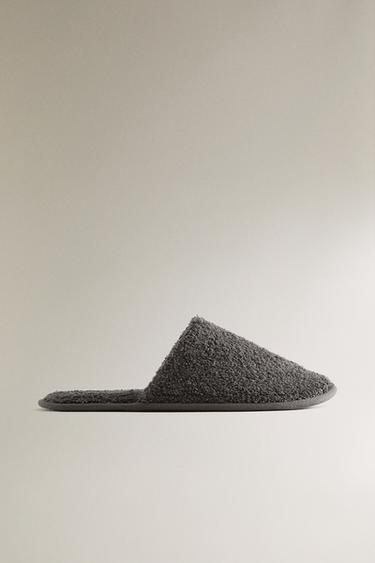 Zara Тапочки для ванной из велюра
