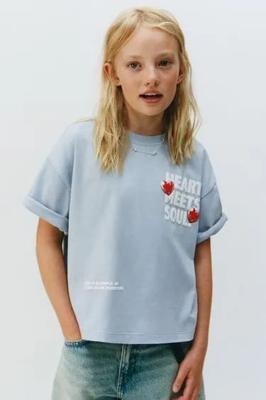 Футболка с рельефным принтом- Заказать в России