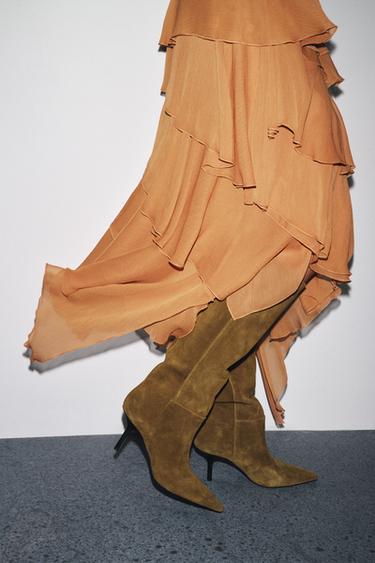 Zara Замшевые сапоги на тонком каблуке