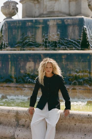 Zara Приталенный блейзер с подплечниками