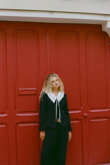 Zara CONTRAST DETACHABLE COLLAR BLAZER