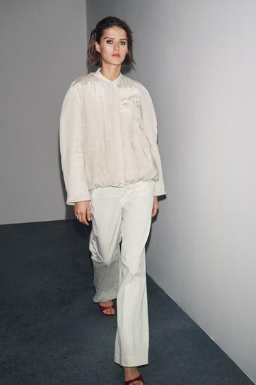 Zara Стеганая куртка с карманами — ZW COLLECTION