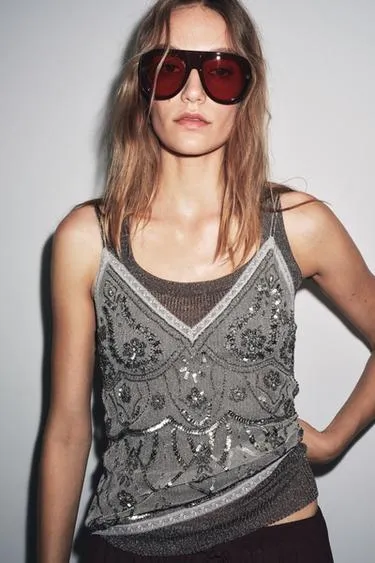 Топ из тюля с бусинами и пайетками- Заказать в России
