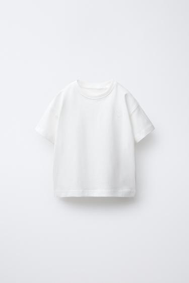 Zara Базовая футболка с вышивкой «сердце» купить с доставкой.