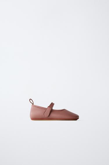 Zara Кожаные балетки купить с доставкой.