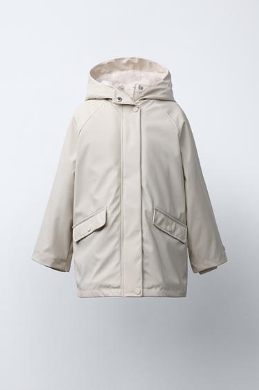 Zara Прорезиненная куртка WATER REPELLENT с эффектом меха
