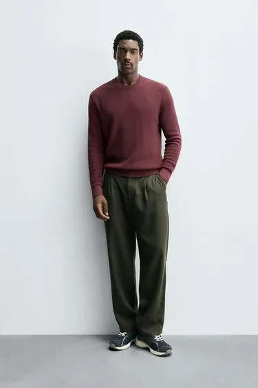 Джемпер классического кроя с рельефной тканью- Заказать в России