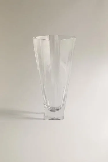 Ваза из граненого стекла