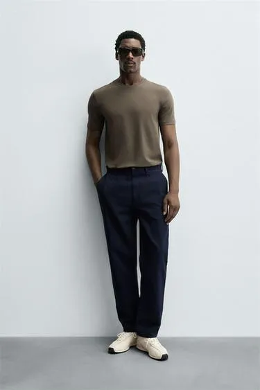 Базовая приталенная футболка SLIM FIT
