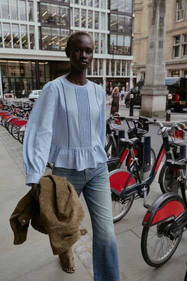 Zara Блуза с кружевом и баской