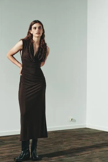 Платье миди со сборками- Заказать в России