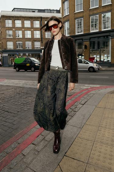 Zara Юбка миди из ткани с анималистическим принтом и ремнем