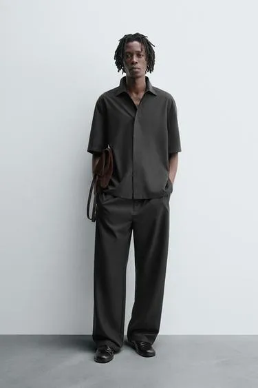 Рубашка RELAXED FIT из струящейся ткани