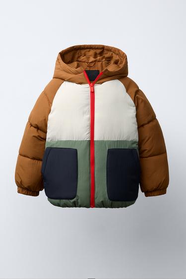 Zara Стеганая куртка COLOR BLOCK WATER REPELLENT купить с доставкой.