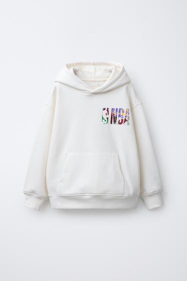 Zara Худи с капюшоном EQUIPOS NBA купить с доставкой.