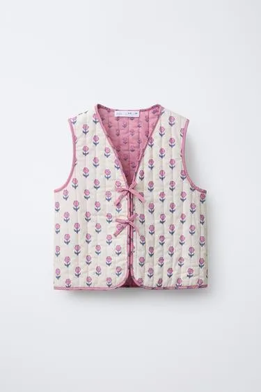 Жилет с принтом и панелями