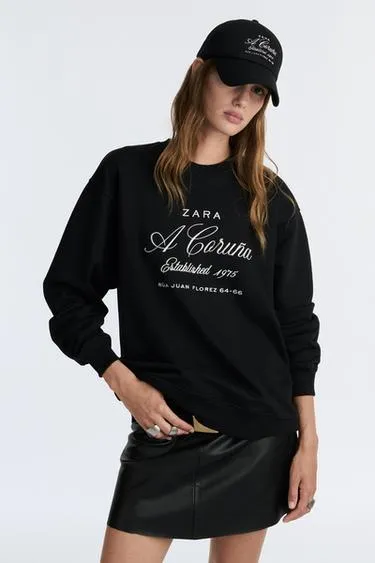 Толстовка с вышивкой CREW NECK 50TH ANNIVERSARY