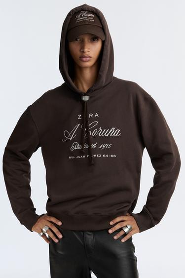 Zara Кепка с вышивкой «50TH ANNIVERSARY» купить с доставкой.