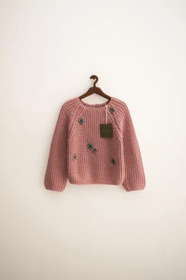 ZARA TIMELESS — трикотажный джемпер с вышивкой в виде цветов