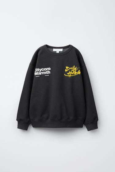 Zara Толстовка с граффити-принтом купить с доставкой.