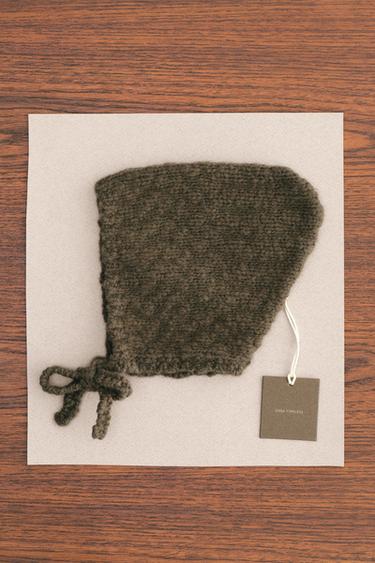 Zara ZARA TIMELESS — чепчик с шерстью