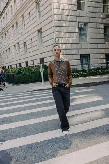 Трикотажный свитер поло с узором «ромбы»