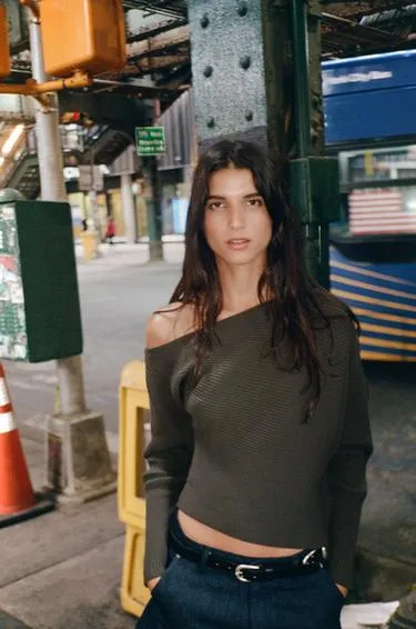 Асимметричный топ в рубчик- Заказать в России