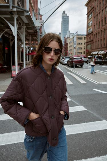 Zara Стеганая куртка с накладными карманами купить с доставкой.