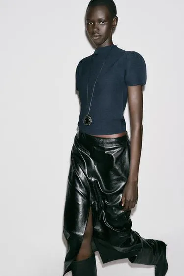 Топ трикотажный с рукавами-буфами- Заказать в России