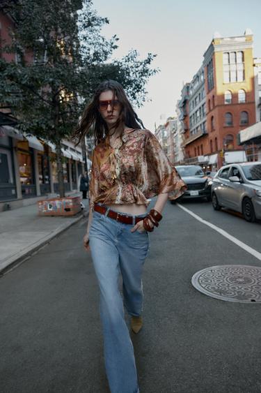 Zara Узорчатая атласная рубашка купить с доставкой.