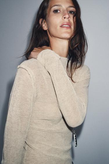 Zara Трикотажный свитер с воротником «перкинс» купить с доставкой.