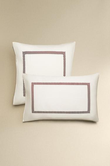 Zara Наволочка с геометрическим вышитым узором из сатина