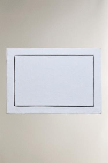 Zara Коврик для ванны с отделкой