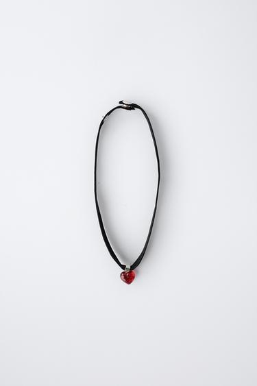Zara Чокер с сердцем