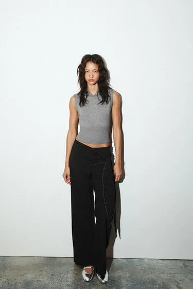 Трикотажный топ-жилет с воротником поло- Заказать в России